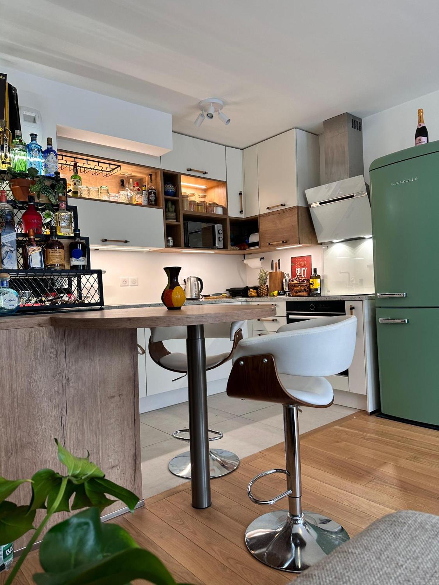 Cosy Summer Stay In Boho Style Apartment - 8 Mins From Paris Center - Garden And Underground Parking Кламар Екстер'єр фото